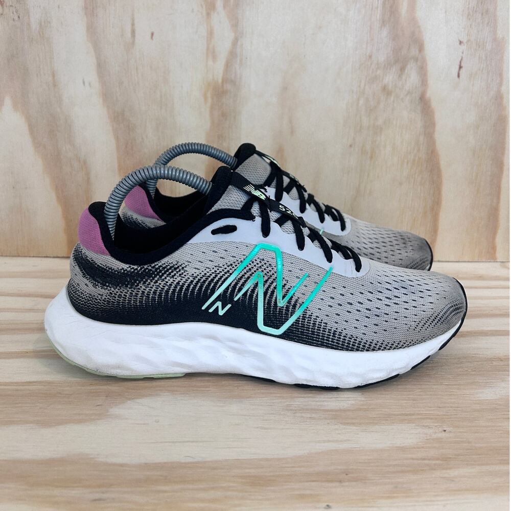 New Balance - 520 v8 - Running Shoes - Gray/Black - Women's - 9.5 B - W520RT8